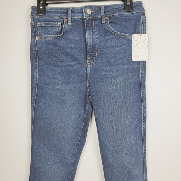 Free People High Rise Jeggings In Deep Indigo Blue With A Frayed Hem Sz 29 NWT - Picture 3 of 11